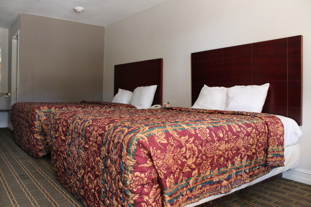 Quality Inn & Suites Port Arthur - Nederland Exterior photo